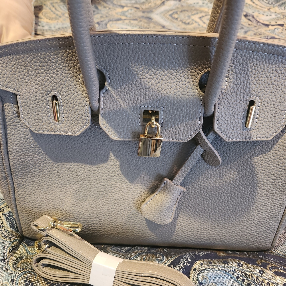 Elegant Gray Leather Handbag